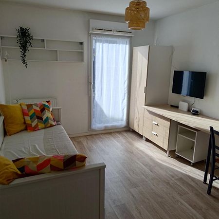 Studio Avec Grande Terrasse Gare Sud Nantes Habitación foto
